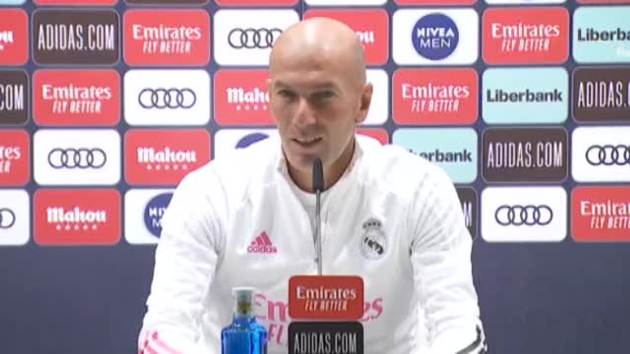 Zidane confirma que no ha pedido refuerzos pero no descarta la llegada de fichajes