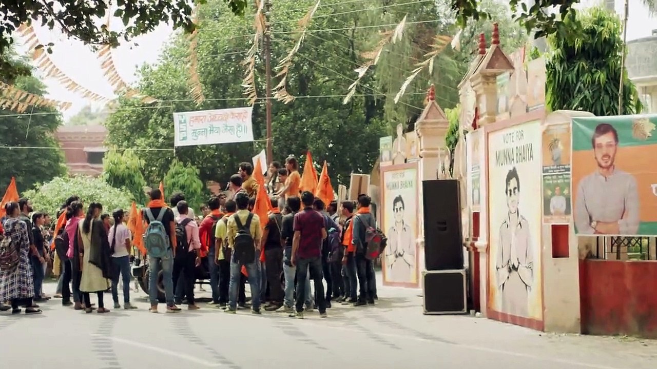 Mirzapur first episode S01E01.