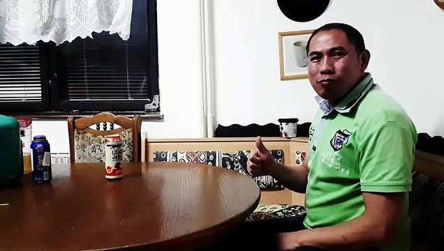 Magic/ la magie/Ảo thuật/dùng ý nghĩ bóp bẹp lon bia