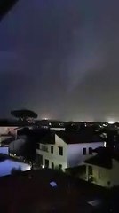 Le immagini del tornado che ha colpito Lillatro dopo aver attraversato la  zona industriale