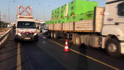 Kontrolden çıkan kamyon 100 metre sürüklenip bariyerlere çarptı: 1 ölü