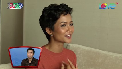 Hoa hậu H'hen Niê bị mẹ ép lấy chồng giận không nhìn mặt