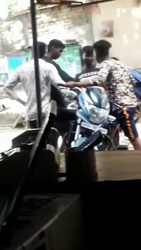 कुछ मन चले लड़को के हौसले बुलंद हुए