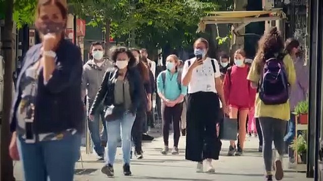 Hundreds protest COVID-19 restrictions in London