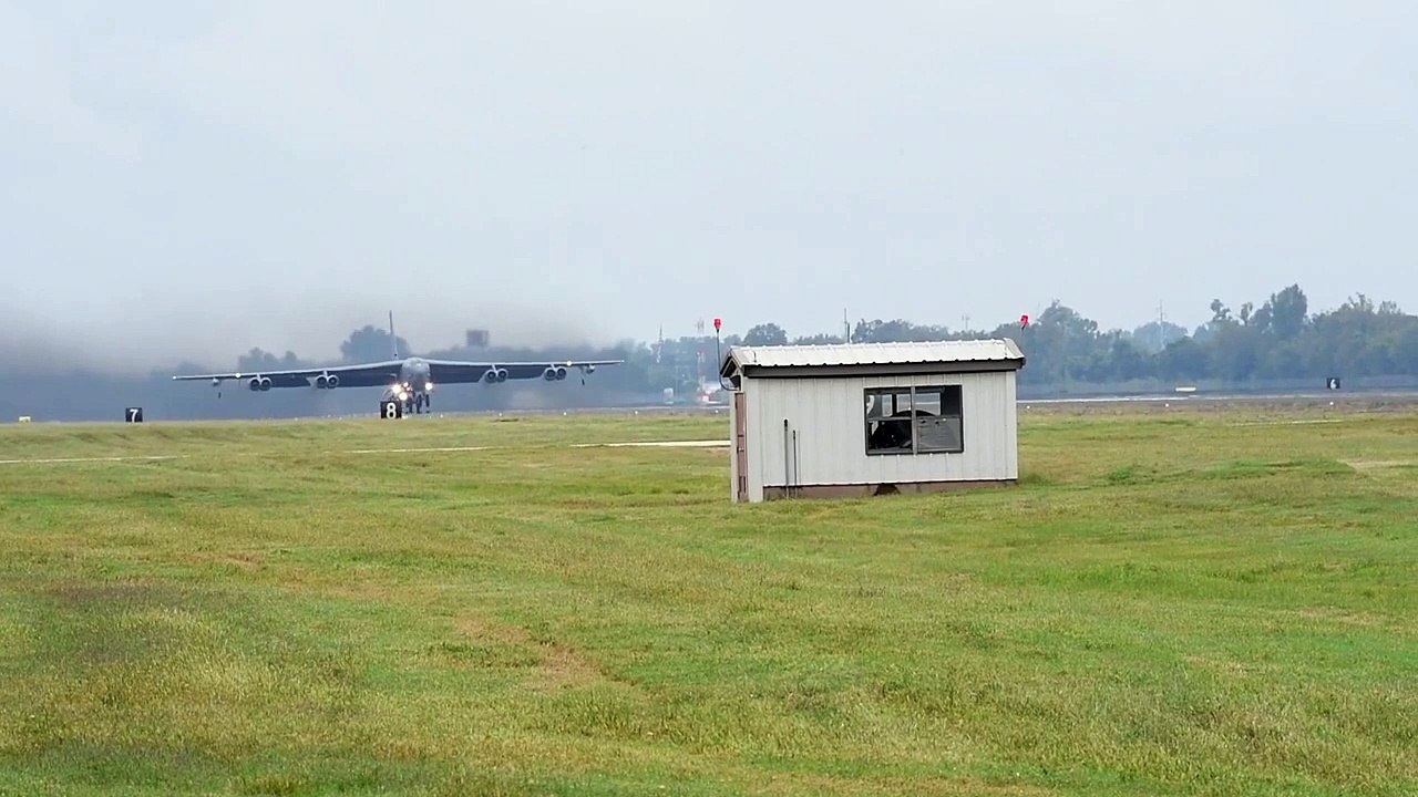 Massive U.S Air Force • B-52H Startofortresse • Takeoff from Barksdale Air Force Base • 25 Sep 2020