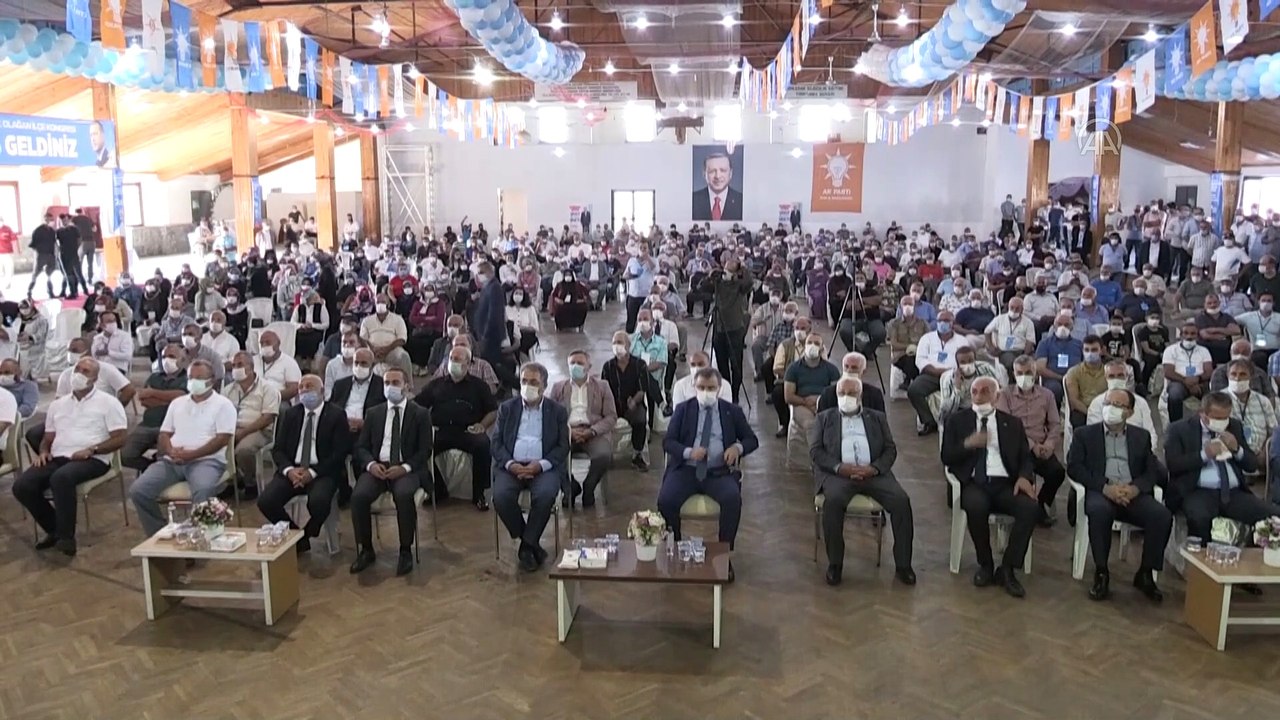AK Parti'li Yazıcı, partisinin Ardeşen İlçe Başkanlığı Kongresinde konuştu - RİZE