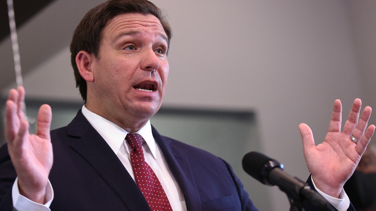 Florida Governor Lifts All Pandemic-Related Restrictions On Restaurants, Businesses