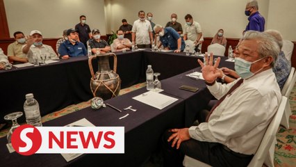 Bung and Hajiji headed for Istana Negeri