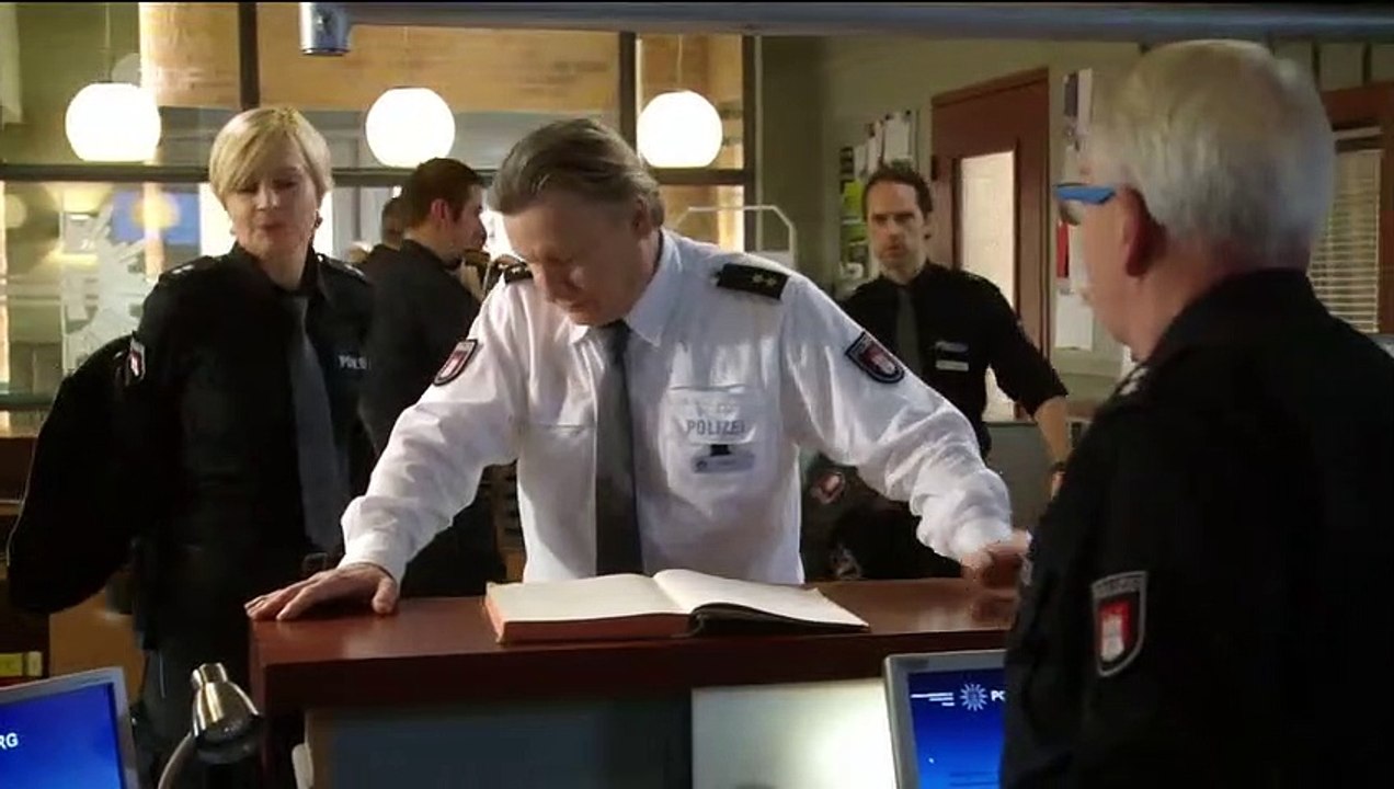 Notruf Hafenkante (262) Staffel 11 Folge 16 - Mattes im Fadenkreuz