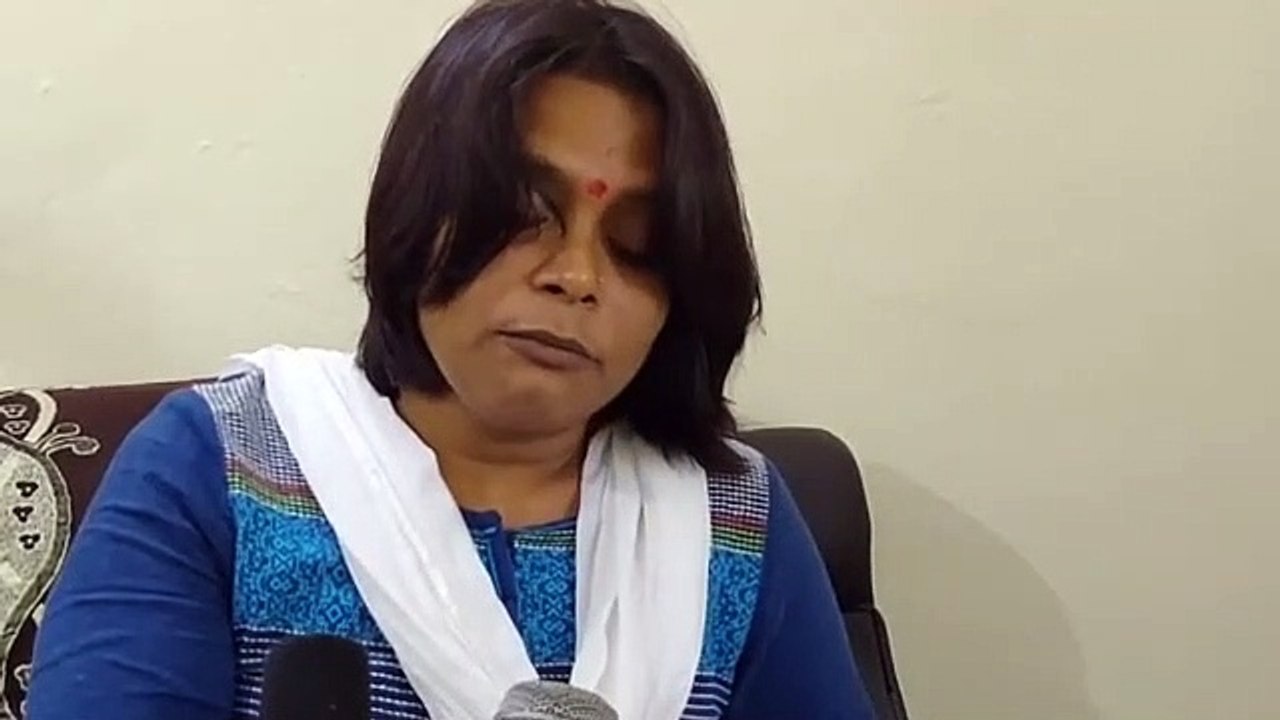 EO दीपिका शुक्ला को नगर पंचायत अध्यक्ष के पति जाहिद हुसैन ने धमकी दी