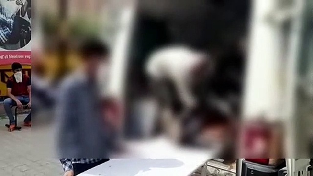 कांधला: बुढाना मार्ग पर ई रिक्शा में बाइक सवार ने मारी टक्कर दो घायल