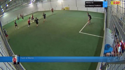 Faute de Maxime - Athletico BJ Vs Les Maisons Traditions - 24/09/20 20:00 - LIGUE 3