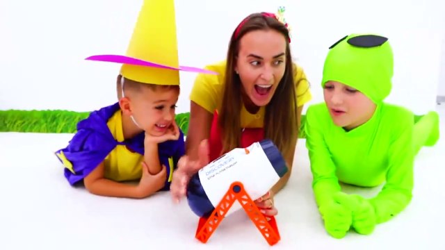 Niki wants to find planets and builds toy robots