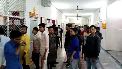 होमगार्ड की बाइक को डीसीएम ने मारी टक्कर, होमगार्ड घायल