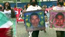 México ordena detener a militares por los 43 estudiantes desaparecidos de Ayotzinapa