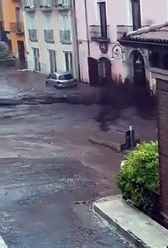 Irpinia in ginocchio, terribile colata di fango e detriti a Monteforte Irpino
