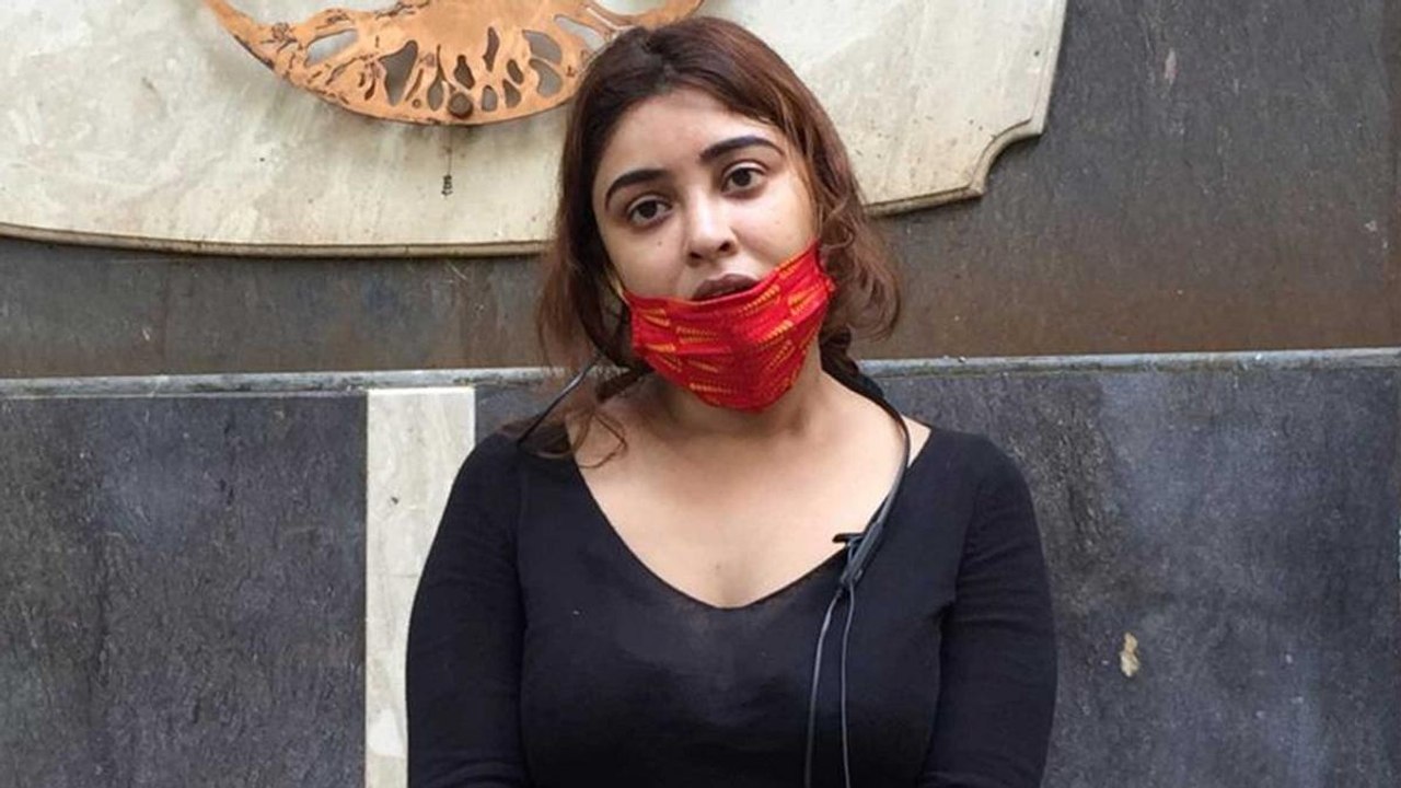 Payal Ghosh threatens to go on hunger strike
