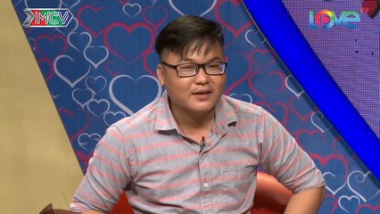 Anh chàng MÍT ƯỚT, thích ĂN VẶT, cất giọng hát lên khiến cả trường quay NGHIÊNG NGẢ