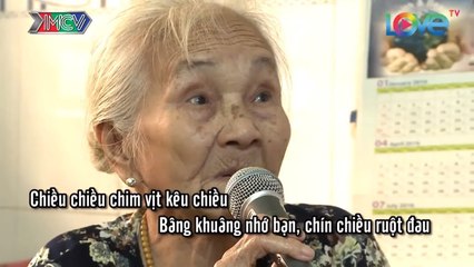 Ngỡ ngàng với cụ bà gần TRĂM TUỔI vừa uống bia vừa hát karaoke ngọt như mía lùi 