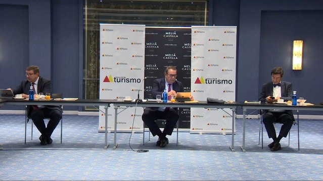 Mesa del Turismo presenta sus proyectos futuros y valora la situación actual