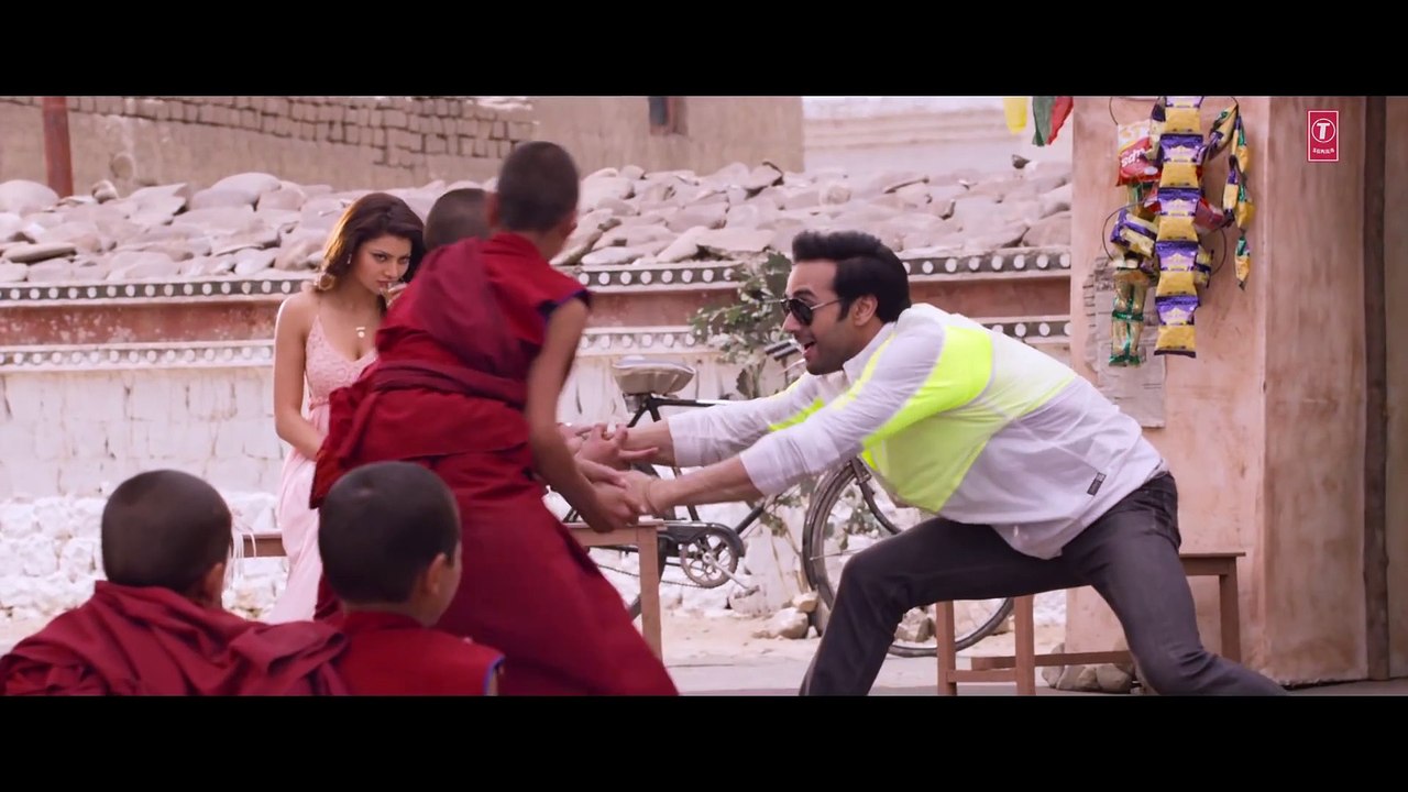 SANAM RE Title Song FULL VIDEO  Pulkit Samrat, Yami Gautam, Urvashi Rautela  Divya Khosla Kumar