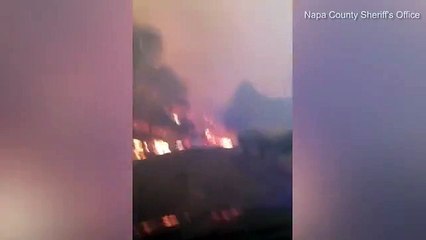 Terrifying moment cars drive though Napa Valley's Glass Fire