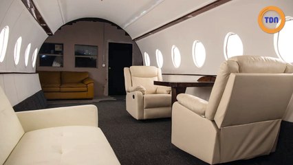 Comment les influenceurs nous mentent quand ils prennent un jet privé