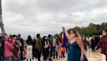 desfile de mujeres contra los estereotipos que impone la moda