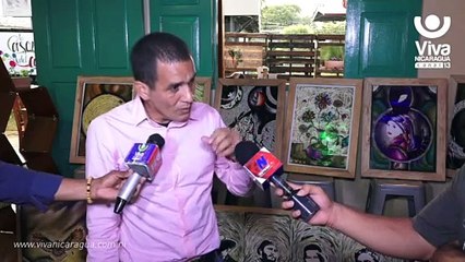 Familias disfrutan del arte y deleitan un sabroso café en Managua
