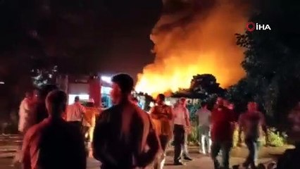 Bursa’da soğuk hava deposunda büyük yangın