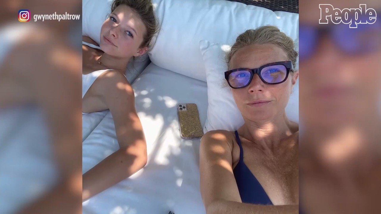 Gwyneth Paltrow’s Daughter Apple, 16, Hilariously Reacts to Her Mom’s Nude Birthday Photo - video Dailymotion
