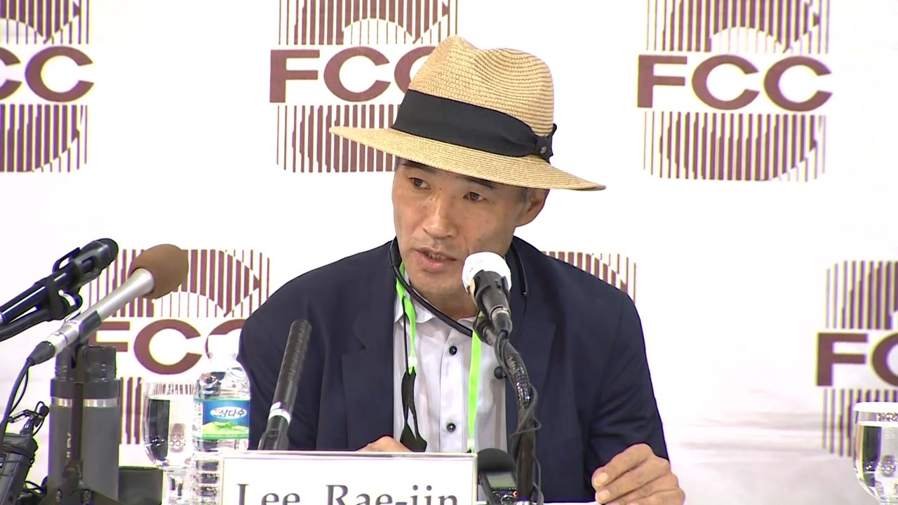 '北 피살' 공무원 친형 "월북 단정...구조 골든 타임 2번 놓쳐" / YTN