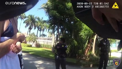 شاهد: إدخال مدير حملة ترامب السابق إلى المستشفى بعد تهديده بالانتحار والعثور على 10 أسلحة في منزله