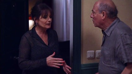 Plus belle la vie : Roland pénètre chez Sophie et c'est le choc...