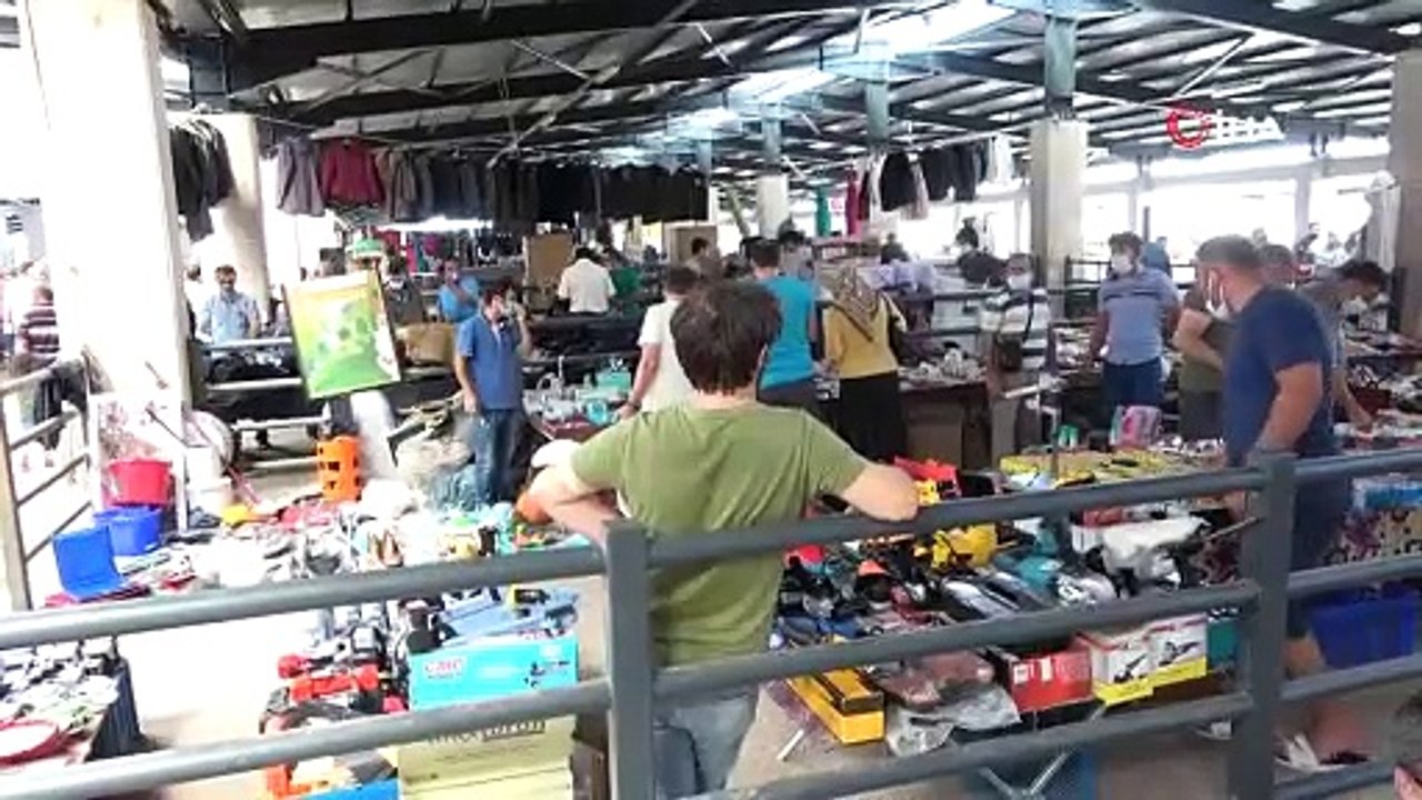Bursa'da hurdalar modern pazarda satışa sunuluyor