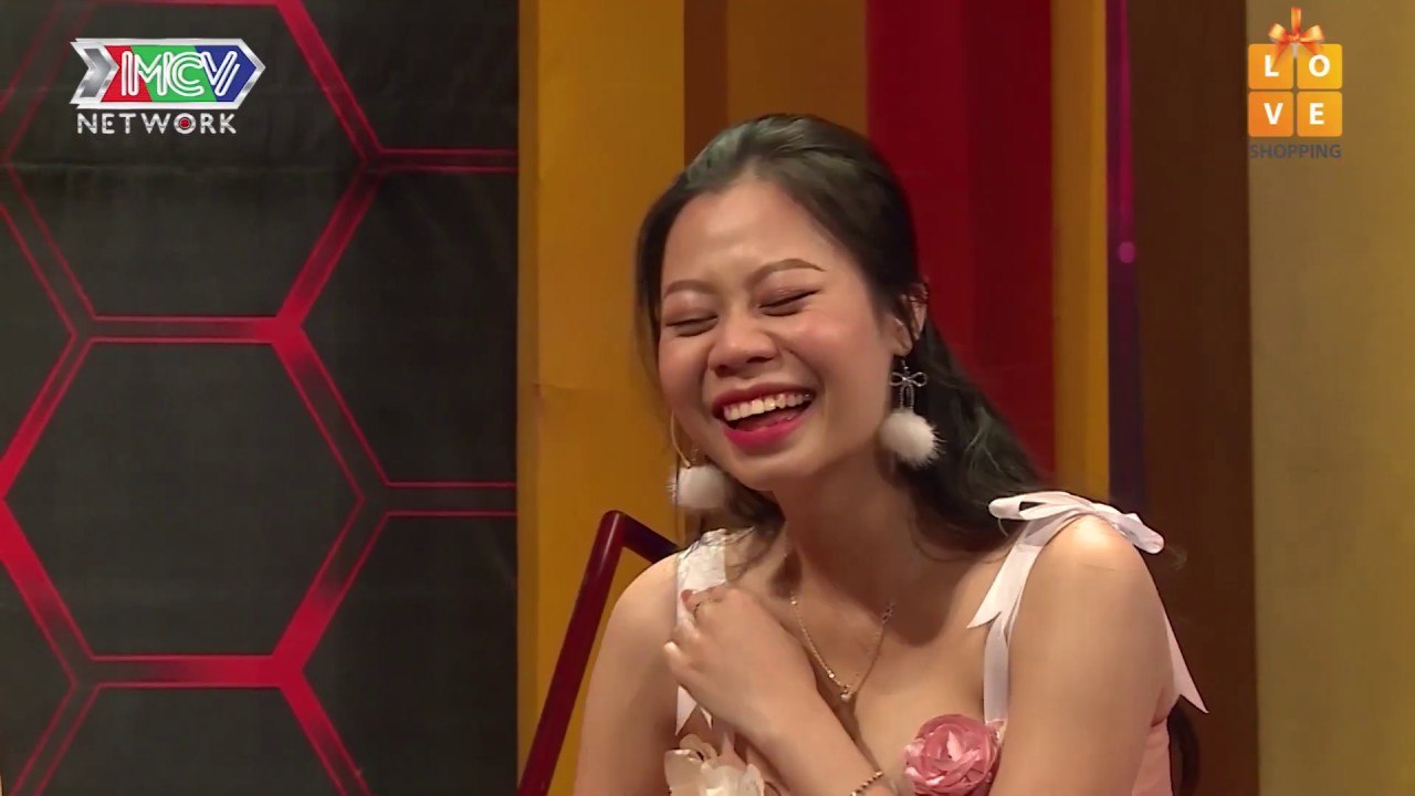 Tái mặt khi lần đầu về LÀM DÂU, nhúng nguyên cả chân vào nồi CANH khiến cả nhà và khách BÀNG HOÀNG