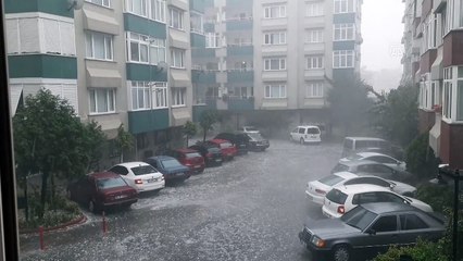 Bazı kesimlerde sağanak ve dolu etkili oldu (15) - Üsküdar - İSTANBUL