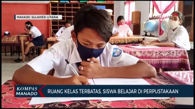 Ruang Kelas Terbatas, Siswa Belajar Di Perpustakaan
