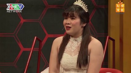 Nàng dâu CHOÁNG VÁNG khi thấy mẹ chồng xì tin mặc váy HỞ NỬA CÁI LƯNG