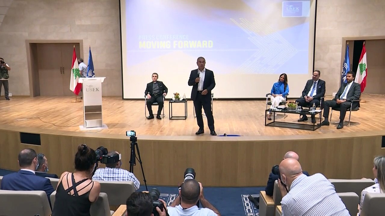 Carlos Ghosn faz primeira aparição em meses