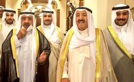 بكاء مذيع على الهواء خلال نقل خبر وفاة أمير الكويت