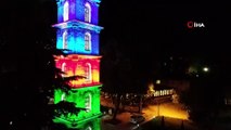 Bursa'nın tarihi sembolü Tophane Saat Kulesi Azerbaycan'ın renklerine büründü