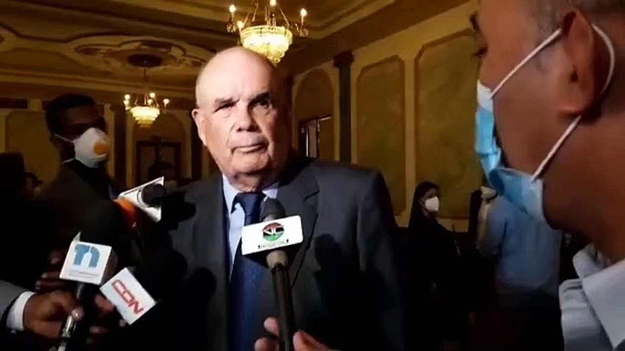 Gobierno entrega documentos históricos al Archivo General de la Nación