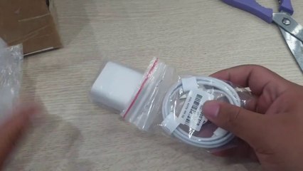 Mua sạc nhanh Apple 18W bóc may giá chỉ 388K trên Shopee, lazada... cái kết....