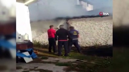 Kars’ta bir ev tamamen yandı