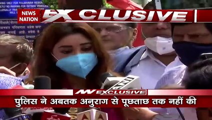 Payal Ghosh Case: महाराष्ट्र के गवर्नर से मिली पायल घोष, की जल्द कार्रवाई की अपील