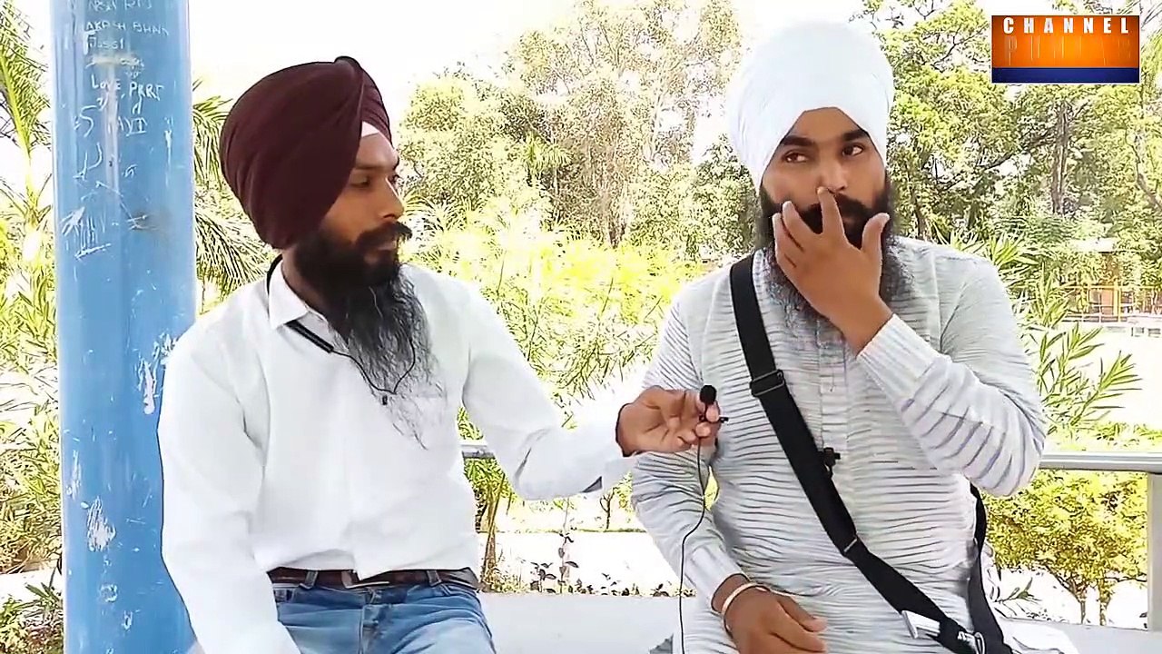 ਆਹ ਸਿੱਖ ਨੇ ਭੰਗ ਵਾਂਗ ਰਗੜ ਰਗੜ ਰੱਖਤੇ ਸਾਰੇ ਲੀਡਰ