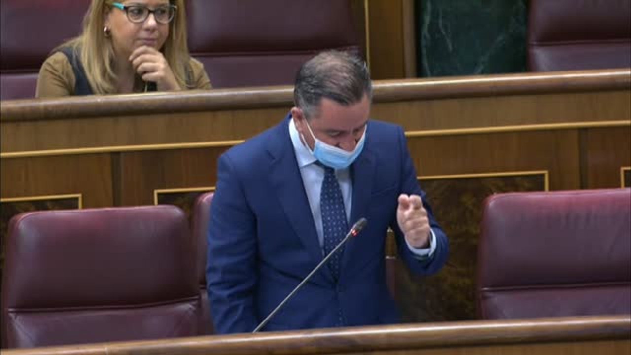 Garzón al PP: "Están más tiempo cerca del delito que cerca de la Constitución"