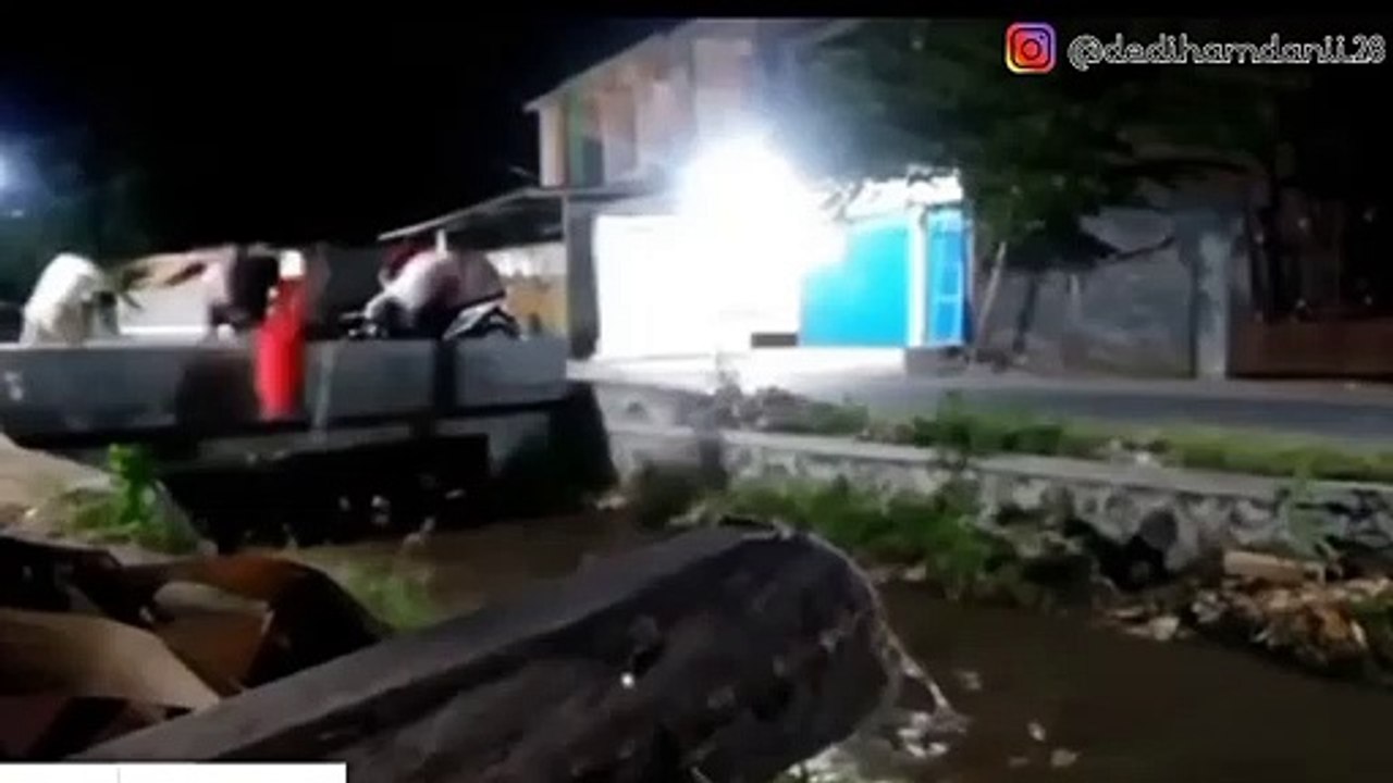 DIKIRA PRANK EH TAUNYA - SETTINGAN PRANK POCONG BENERAN TERBARU DAN LUCU