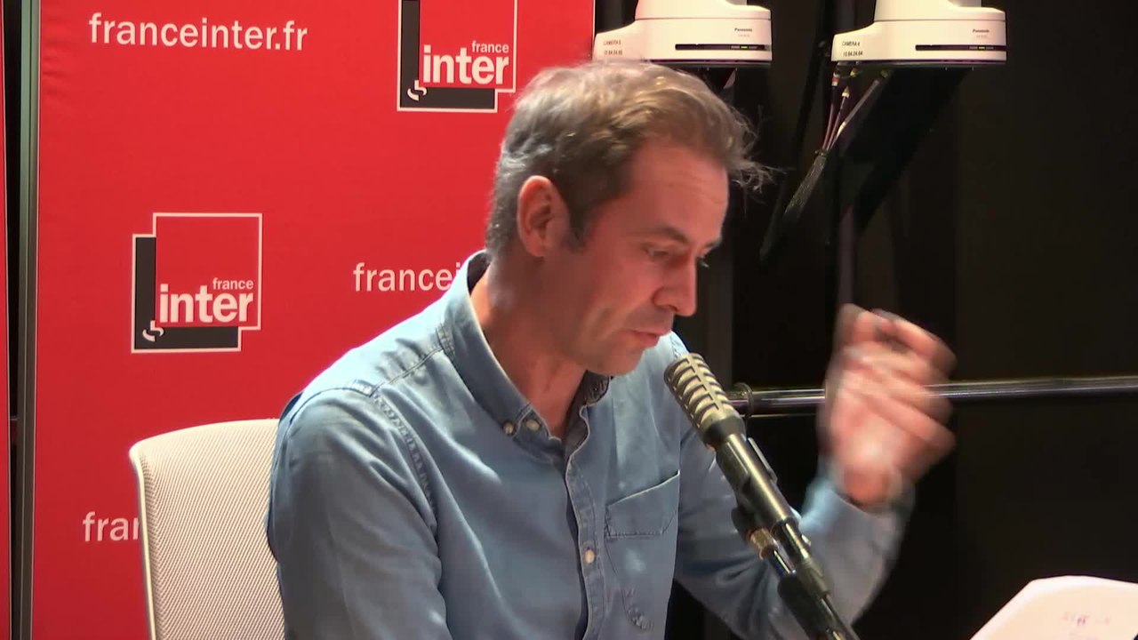 Les nombrils et les tétons font trembler l'Éducation nationale - Tanguy Pastureau maltraite l'info